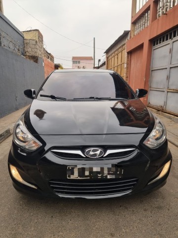 Venda Hyundai accent limpo automático