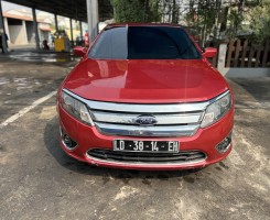 A venda Ford Fusion impecável