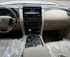 A venda NISSAN PATROL FULL 2020