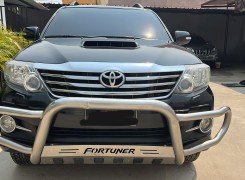 Anúncio TOYOTA FORTUNER