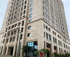 A venda Apartamento T3, edifício Palácio Real frB