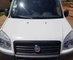 A venda Fiat Doblò impecável