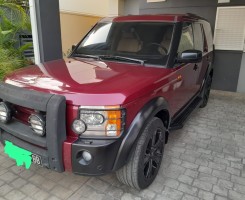 A venda LAND ROVER DISCOVERY