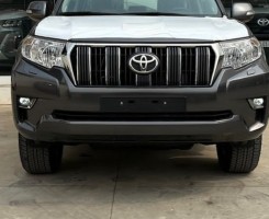 A venda TOYOTA LAND CRUISER PRADO TXL