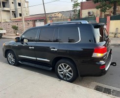 A venda LEXUS 570 FULL V8