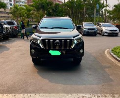A venda Toyota Land Cruiser Prado TXL 2015 {r
