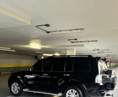 A venda Mitsubishi Pajero 3.8 - 2023