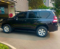 A venda Toyota Land Cruiser Prado TXL cr