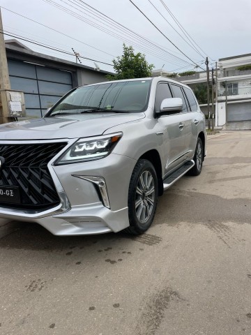 Venda LEXUS LX570