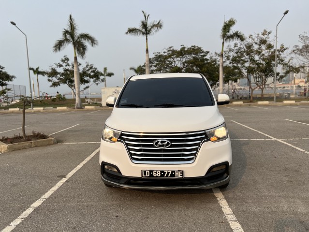 Venda Hyundai H1 impecável para empresas ou colégios