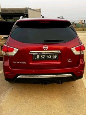 Venda NISSAN PATHFINDER VS (V6) | 4WD