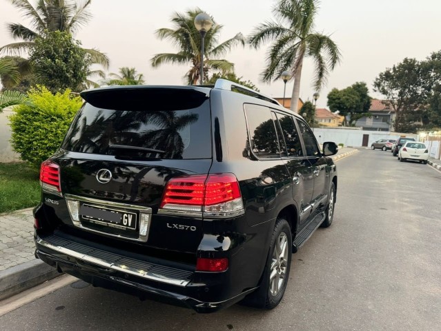 Venda LEXUS LX570 | SUPERSPORT