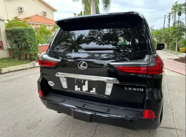 Venda LEXUS LX570