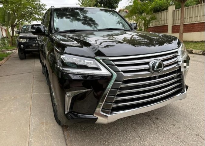 Venda LEXUS LX570