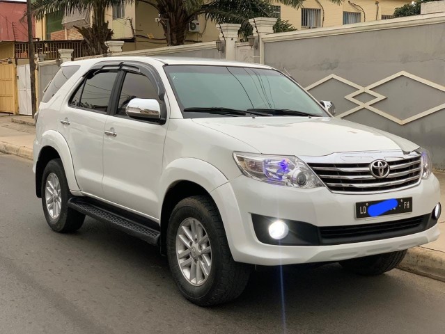 Venda Toyota Fortuner Gasolina