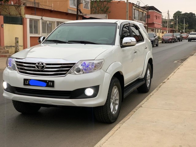 Venda Toyota Fortuner Gasolina