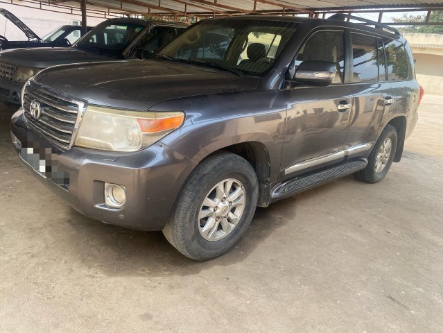 Venda Land cruiser GXR V8 Diesel