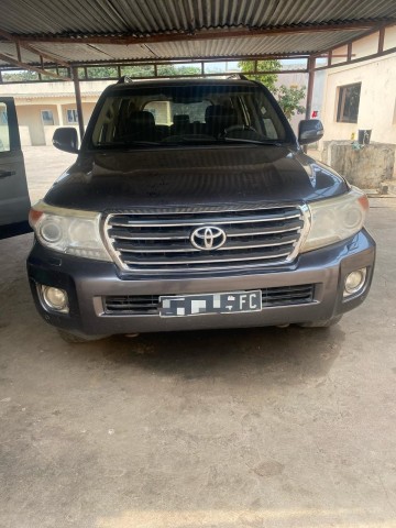 Venda Land cruiser GXR V8 Diesel