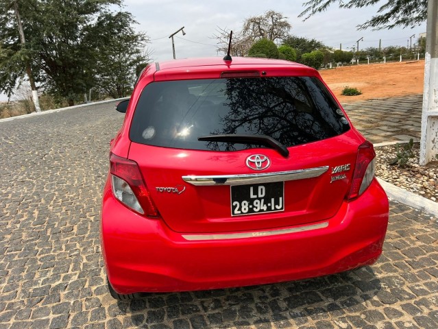 Venda TOYOTA YARIS