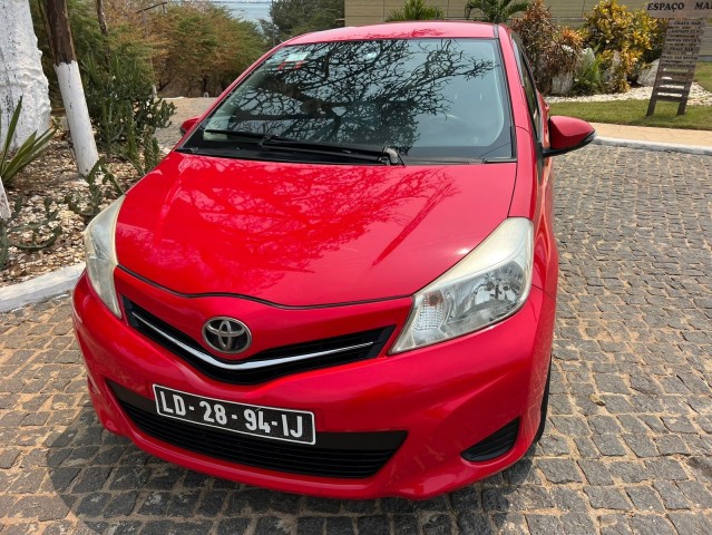 Venda TOYOTA YARIS