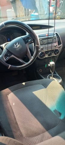 Venda HYUNDAI I20 LIMPO