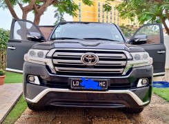 Comprar TOYOTA LAND CRUISER (GXR)