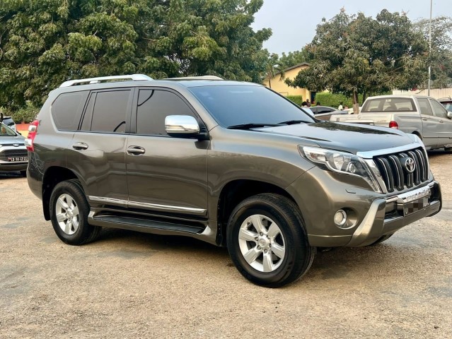 Venda TOYOTA LAND CRUISER | PRADO TXL