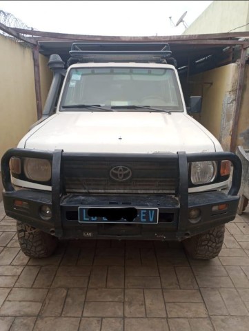 Venda TOYOTA LAND CRUISER | CABINE DUPLA