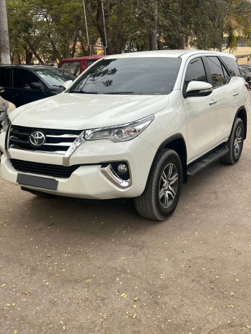 Venda TOYOTA FORTUNER