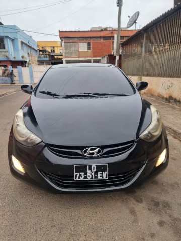 Venda HYUNDAI ELANTRA