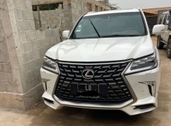 Anúncio Lexus 570 Sport