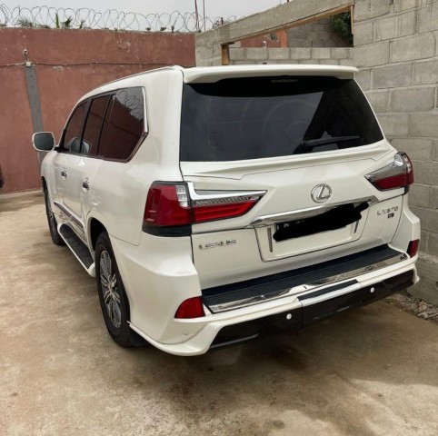 Venda Lexus 570 Sport