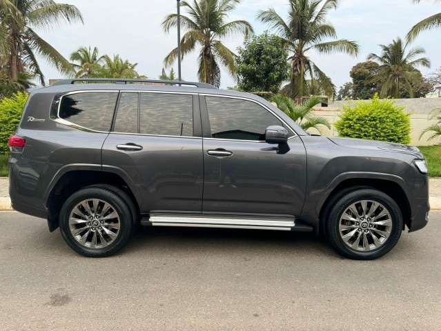 Venda Toyota Landa Cruiser Twin Turbo