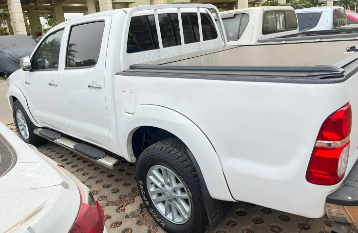 Venda TOYOTA HILUX