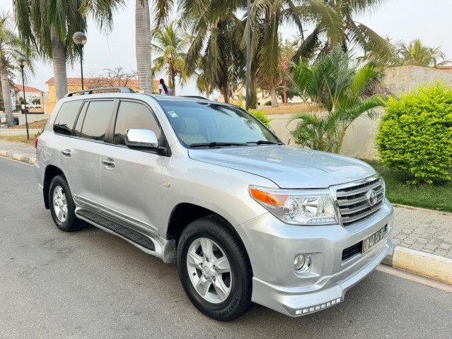 Venda Toyota Land Cruiser