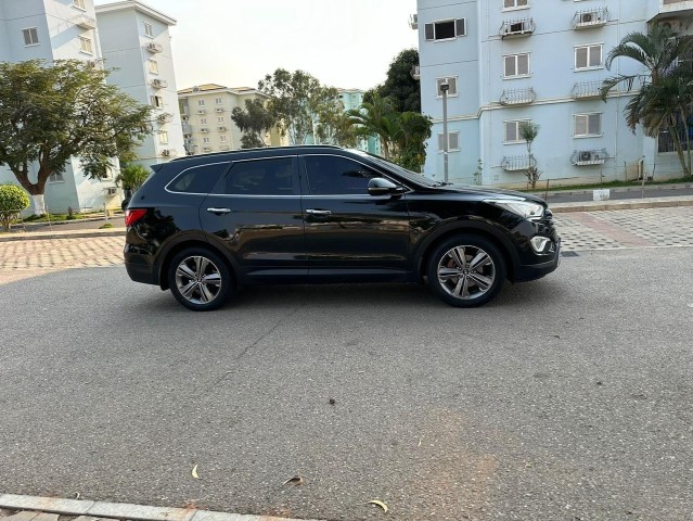 Venda HYUNDAI GRAND SANTA FE | 3.3