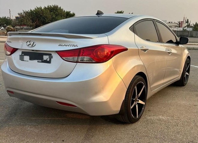 Venda HYUNDAI ELANTRA FULL LIMPO