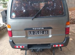 Comprar Toyota Hiace Lx (Comuter)