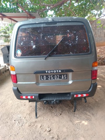 Venda Toyota Hiace Lx (Comuter)