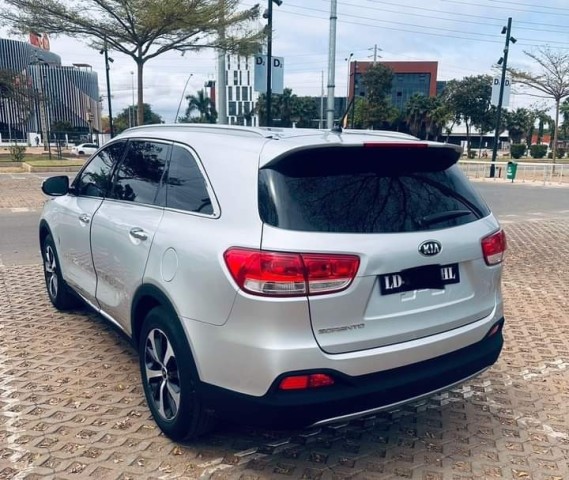 Venda KIA SORENTO