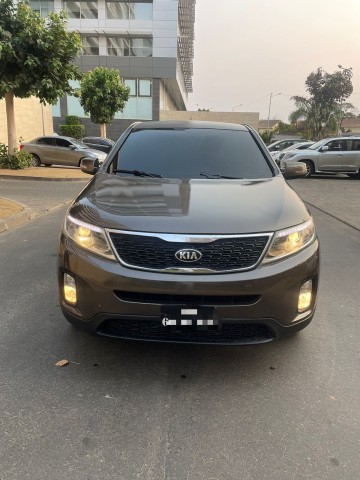 Venda KIA SORENTO LIMPO