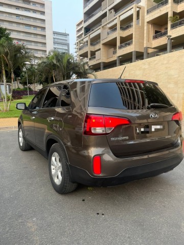 Venda KIA SORENTO LIMPO