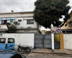 A venda Casa T3 na vila Alice largo do cesario verde 320milhoes negociáveis