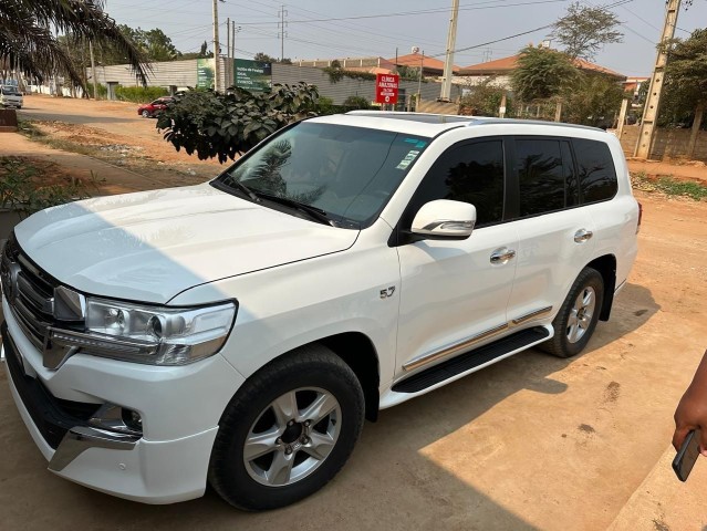 Venda TOYOTA LAND CRUISER | VXR