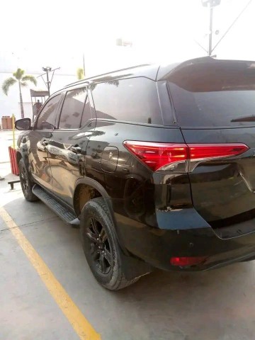 Venda TOYOTA FORTUNER