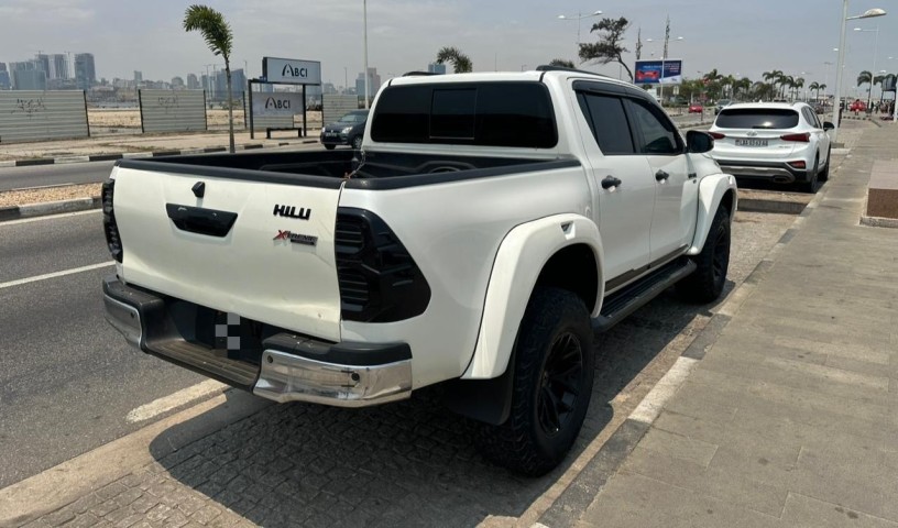 Venda TOYOTA HILUX XTREME V6 LIMITED