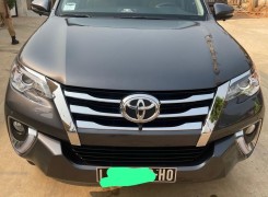 Comprar TOYOTA FORTUNER NOVO MODELO