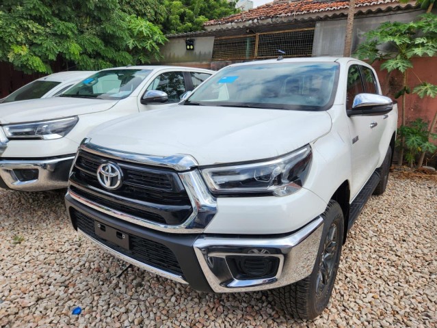 Venda TOYOTA HILUX INTERMÉDIO NOVO