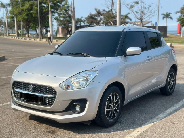 Venda SUZUKI SWIFT LIMPO