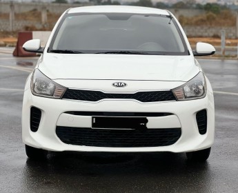 A venda KIA RIO LIMPO SEMI NOVO